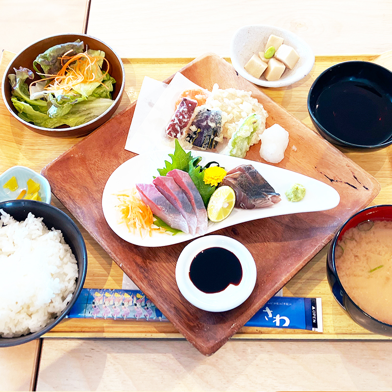 海の恵定食の写真